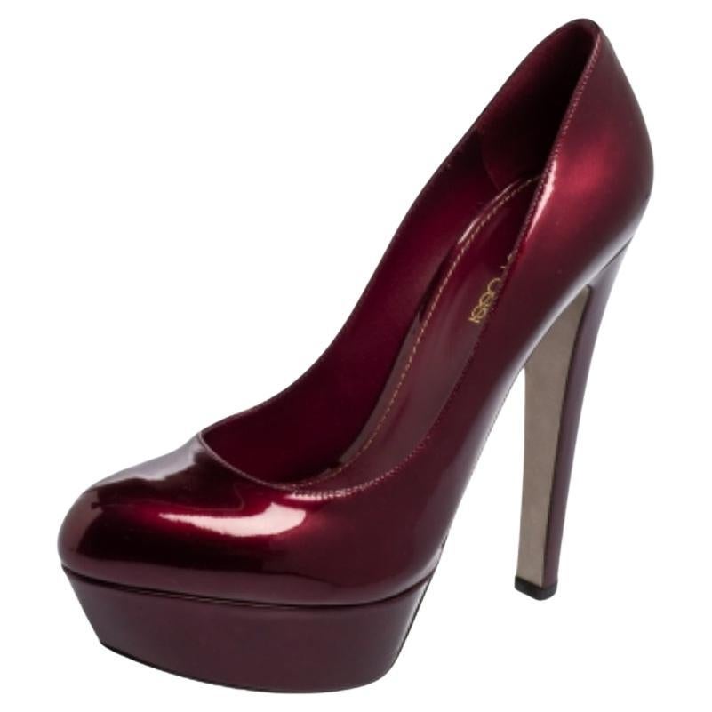 Sergio Rossi - Pompa con plateau in pelle verniciata color borgogna - taglia 38