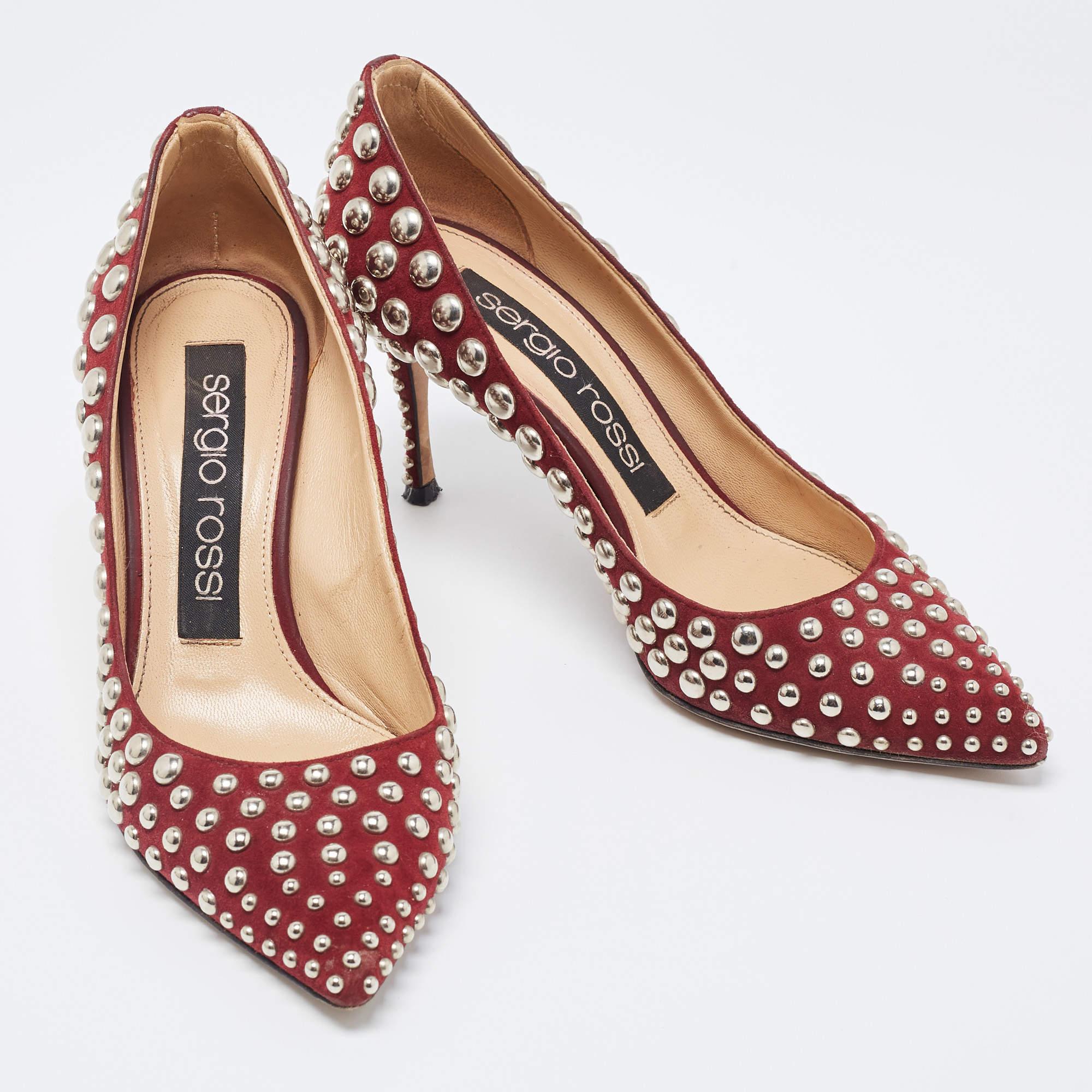 Sergio Rossi escarpins à bout pointu ornés de daim bordeaux, taille 35,5 Bon état à Dubai, Al Qouz 2