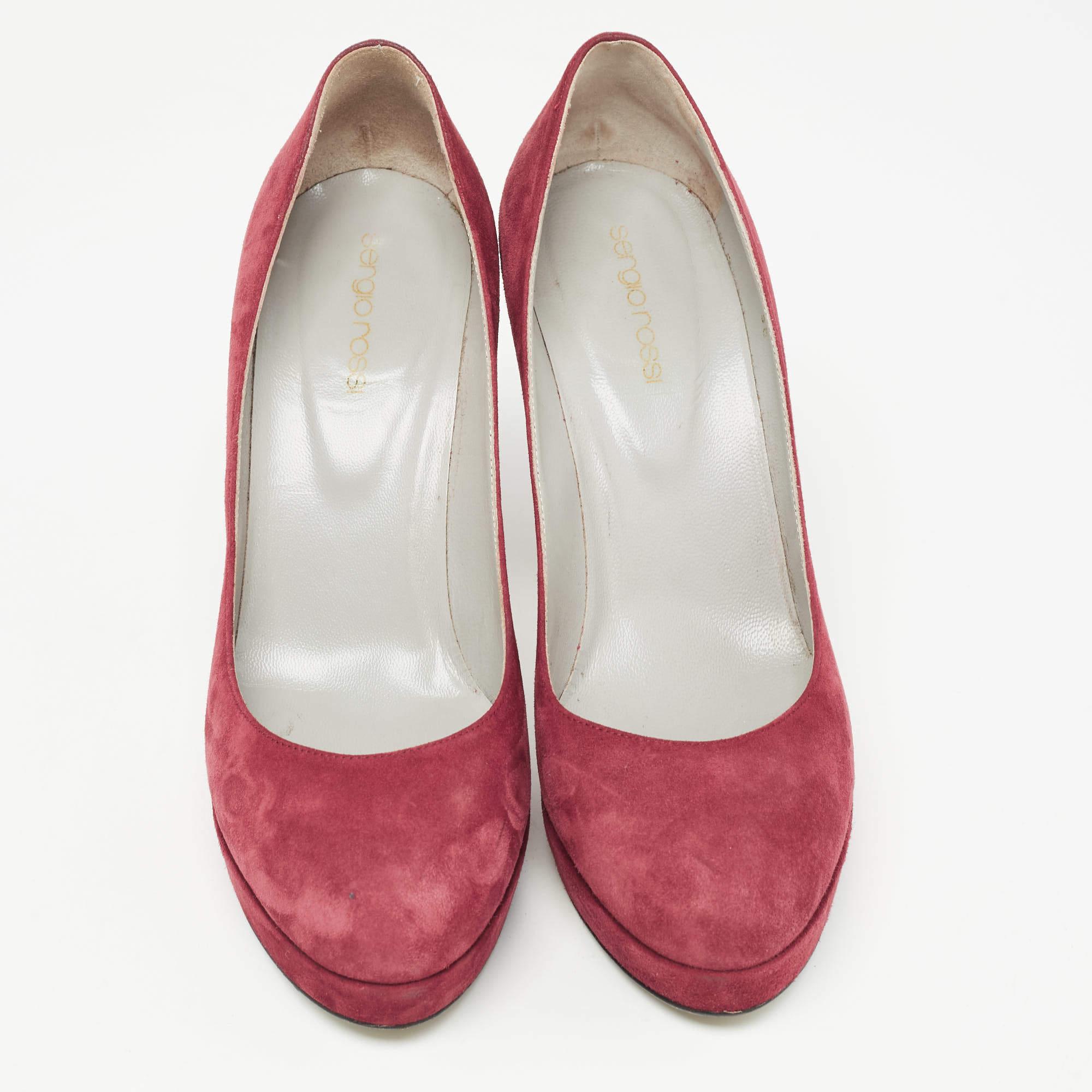 Marron Sergio Rossi escarpins à plateforme en daim bordeaux, taille 38 en vente