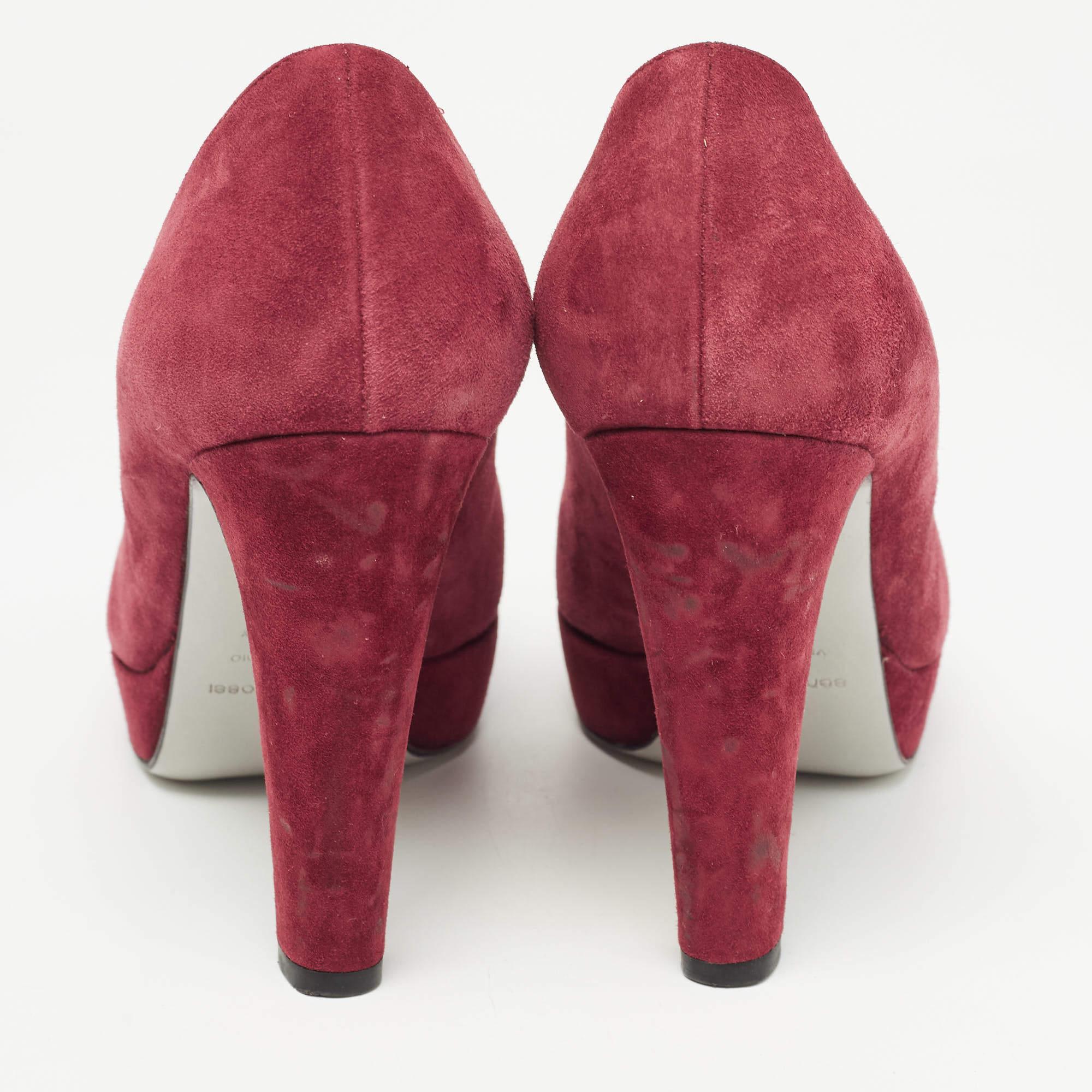 Sergio Rossi escarpins à plateforme en daim bordeaux, taille 38 Pour femmes en vente