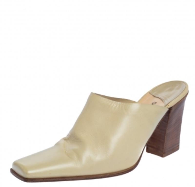 Sergio Rossi Cream Leather Block Heel Square Toe Mules Size 39 For Sale 1