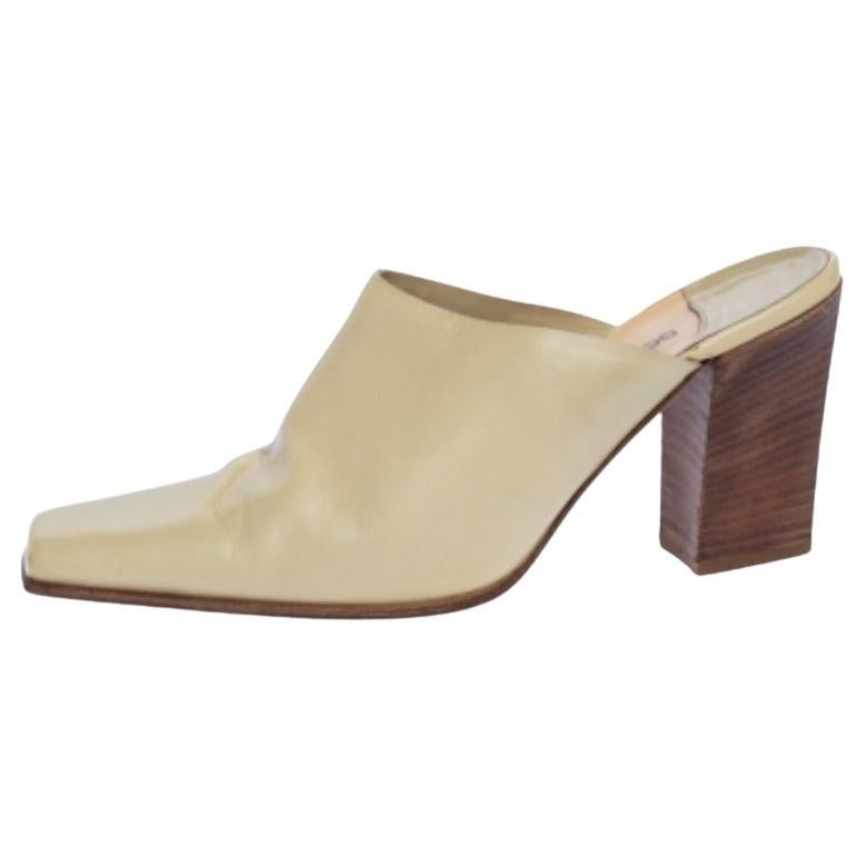 Sergio Rossi Cream Leather Block Heel Square Toe Mules Size 39 For Sale