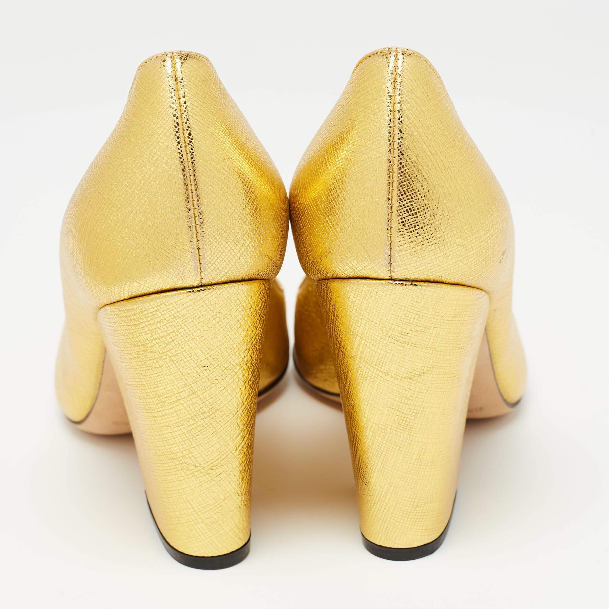 Donna Sergio Rossi - Décolleté con tacco in pelle d'oro misura 36,5