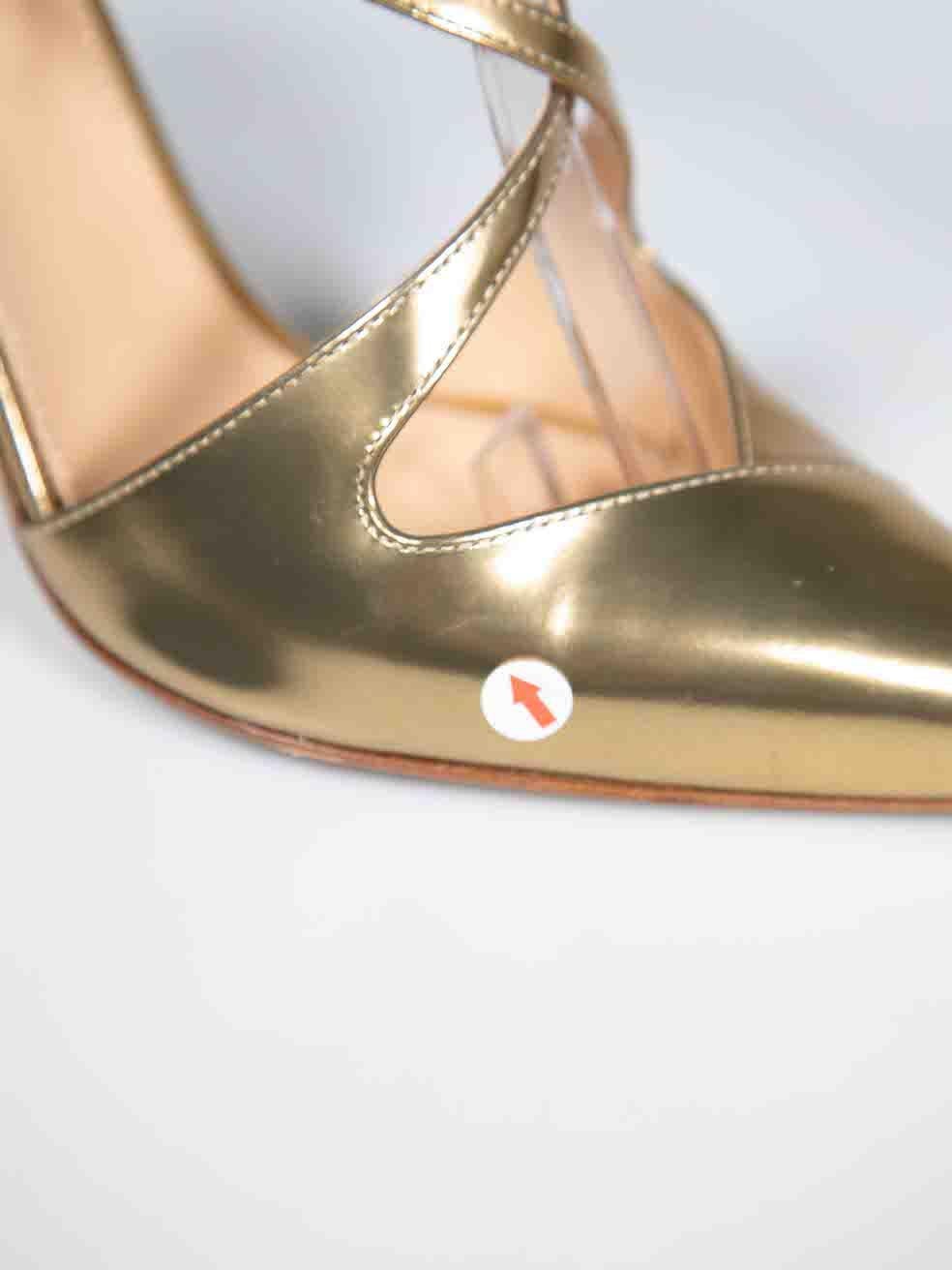 Sergio Rossi Gold Leather Pointed Toe Heels Size IT 37.5 For Sale 4