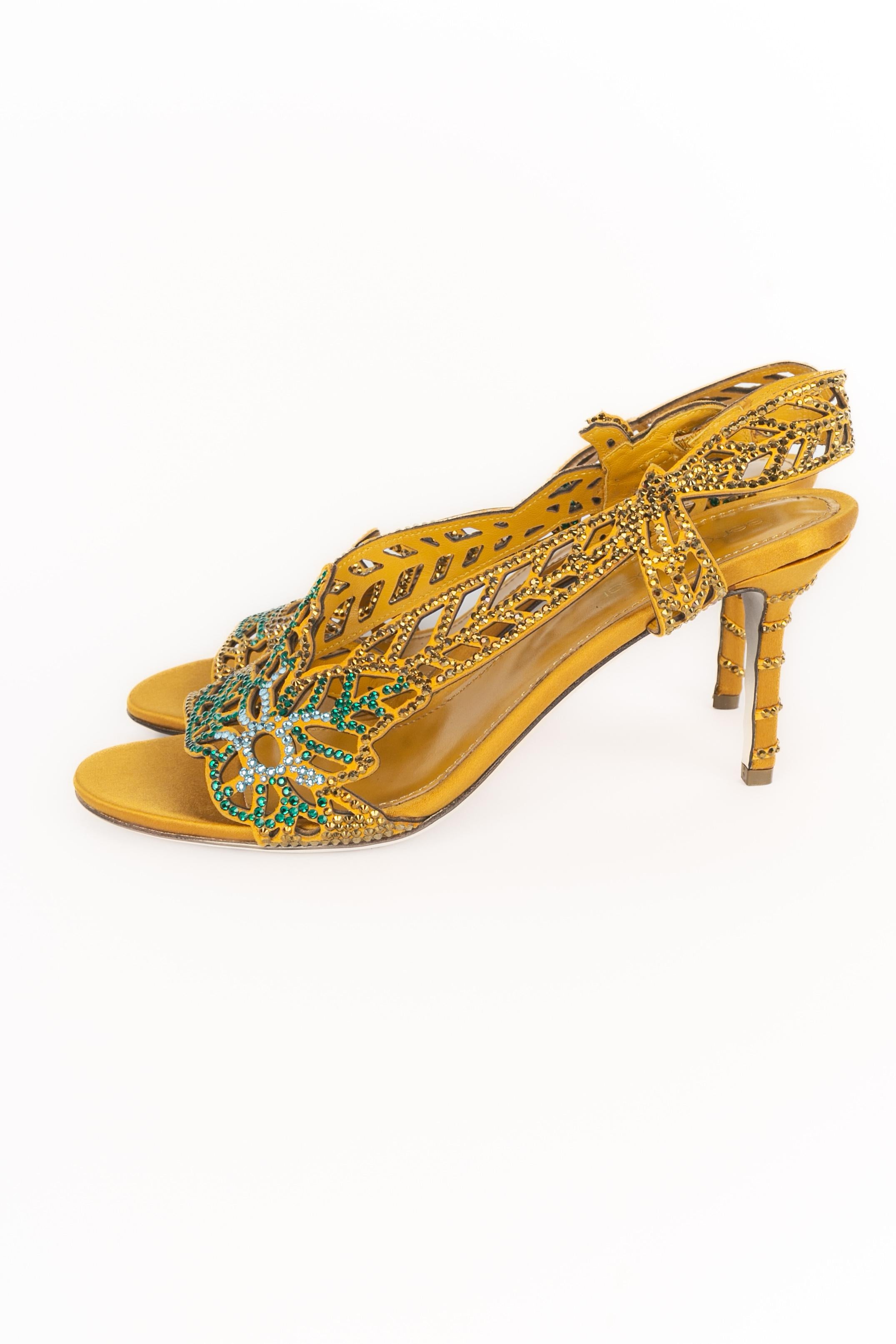 Sergio Rossi goldene Pumps Damen im Angebot