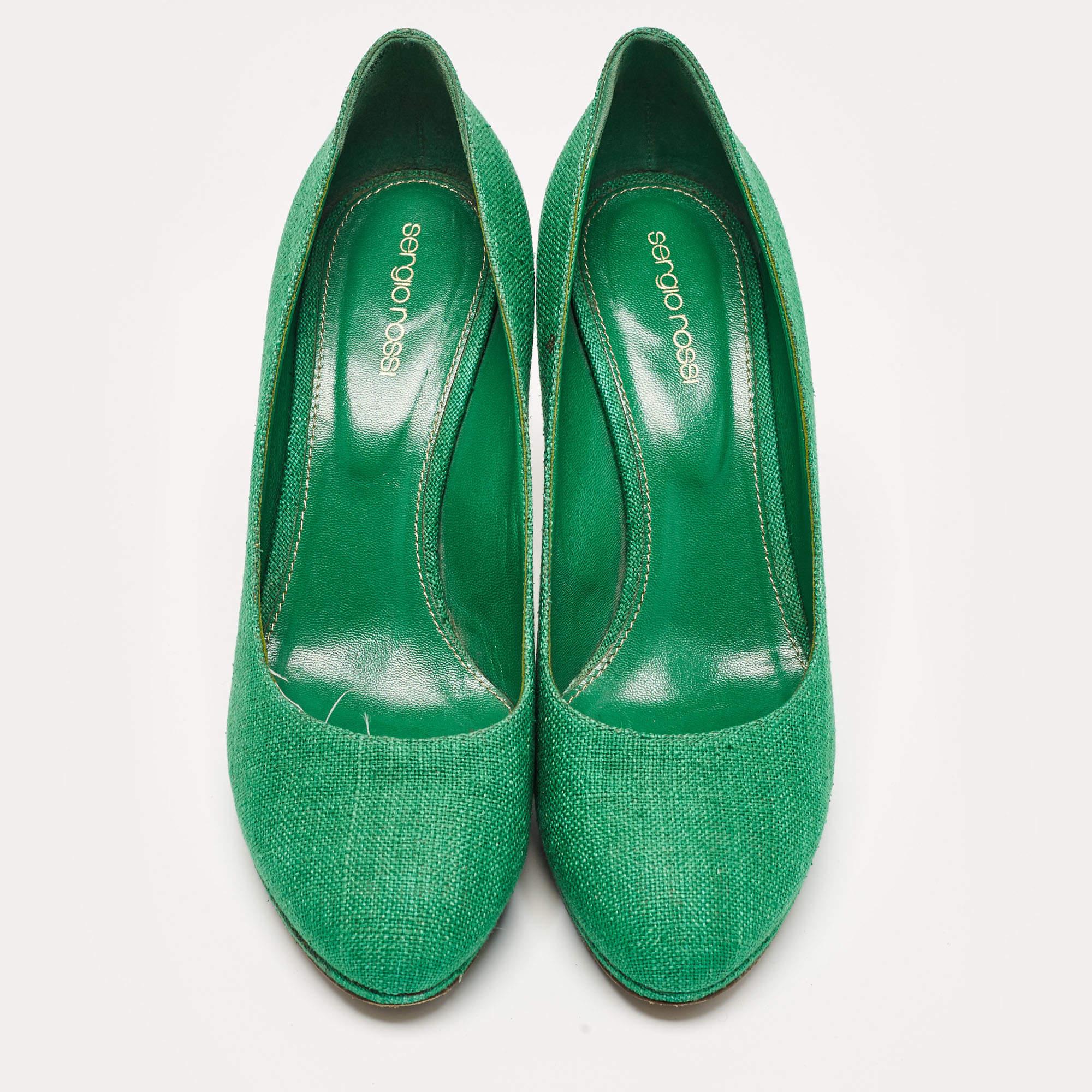 Sergio Rossi Green Canvas Platform Pumps Size 40.5 In Good Condition For Sale In Dubai, Al Qouz 2