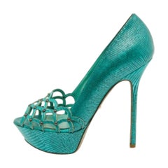 Sergio Rossi Green Laser Cut Lizard Embossed Leather Platform Pumps Size 38 (escarpins à plateforme en cuir gaufré avec découpe laser)