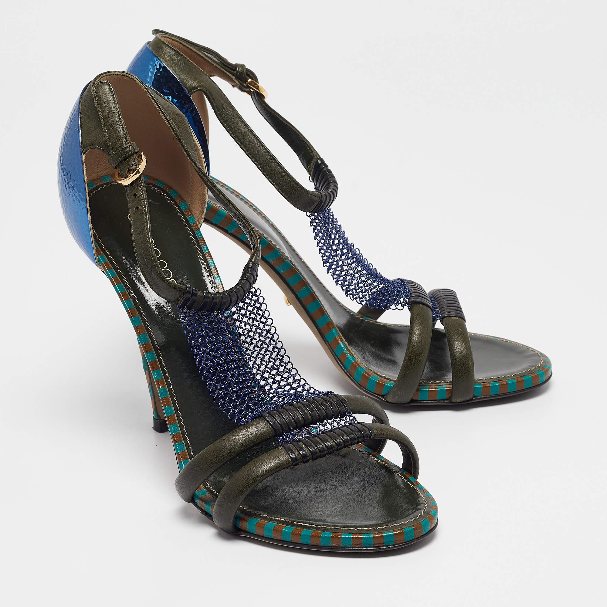 Sergio Rossi Green Leather and Mesh Ankle Strap Sandals Size 37.5 In Good Condition For Sale In Dubai, Al Qouz 2