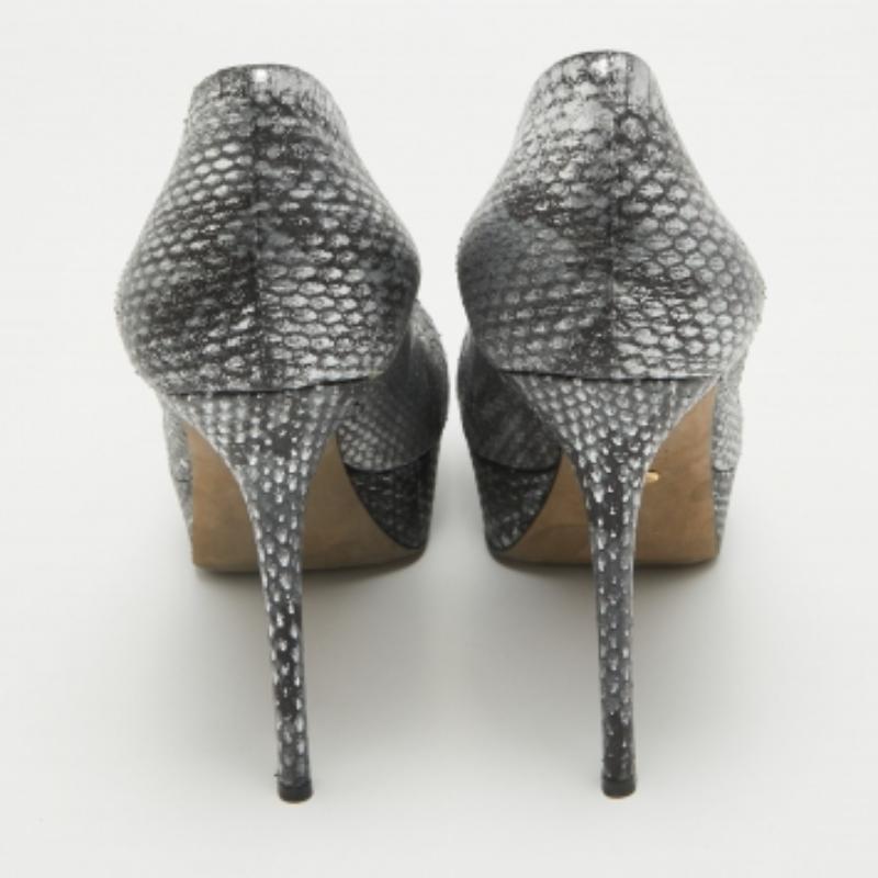 Sergio Rossi Grau/Blau Metallisch Python Geprägt Peep Toe Pumps Größe 40 im Angebot 2