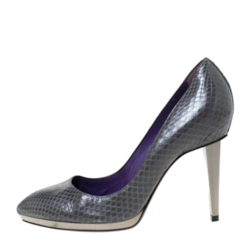 De las mujeres Sergio Rossi Bombas en punta de piel de pitón gris talla 38 en venta