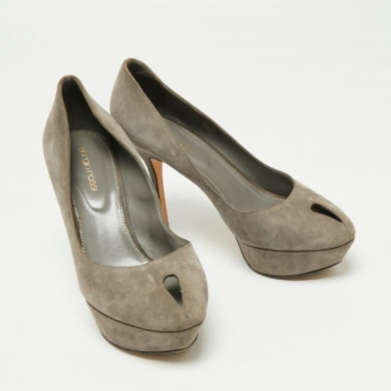 Sergio Rossi escarpins à bout ouvert en daim gris, taille 38,5 Pour femmes en vente