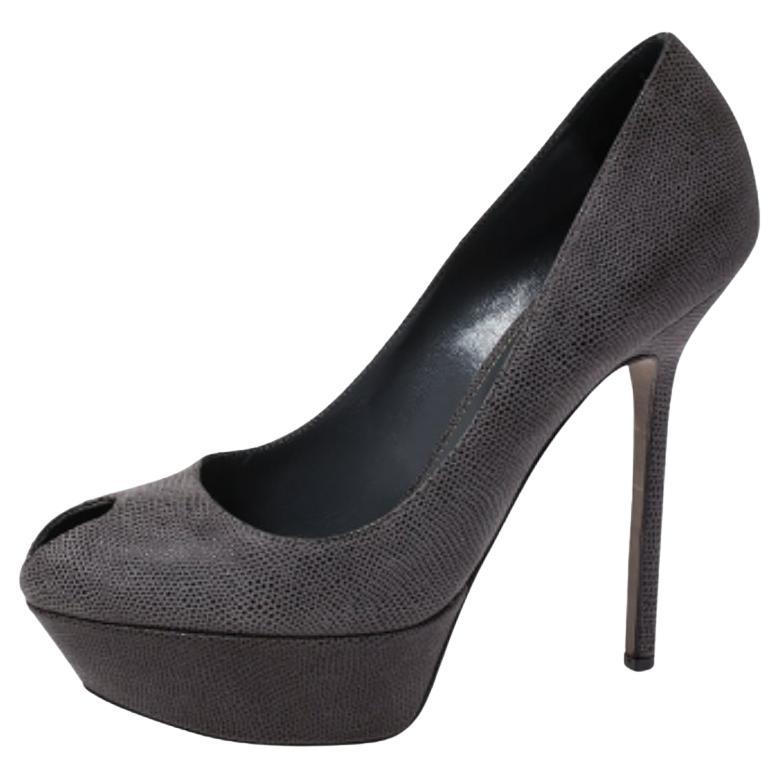 Sergio Rossi escarpins à bout ouvert en cuir texturé gris, taille 38,5 en vente
