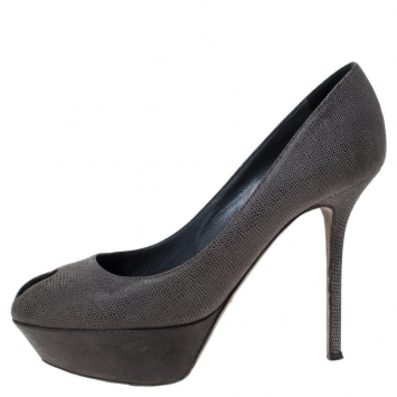 Sergio Rossi, camoscio testurizzato grigio, con piattaforma Peep Toe, misura 39,5 in vendita 1