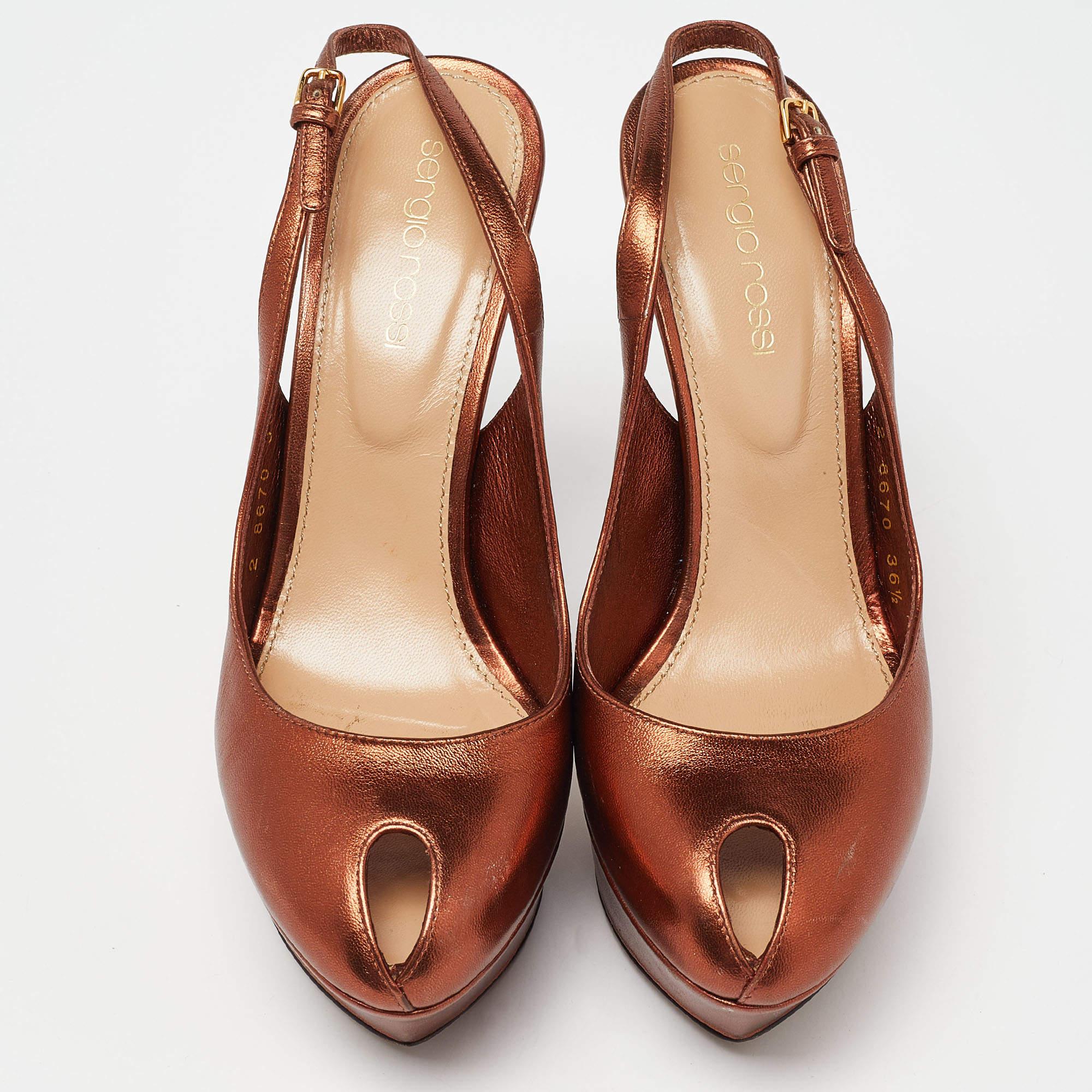 Marron Sergio Rossi - Sandales à talons compensés à bout ouvert en cuir, taille 36,5 en vente