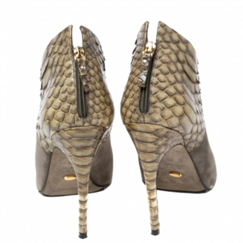 Sergio Rossi Light Olive Green Suede and Python Leather Ankle Booties Size 39 For Sale 4