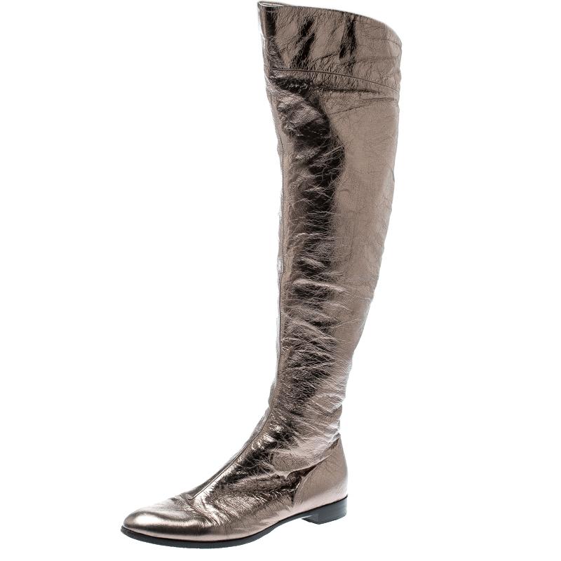 Sergio Rossi Metallic Grey Leather Knee Length Boots Size 39 In Fair Condition For Sale In Dubai, Al Qouz 2
