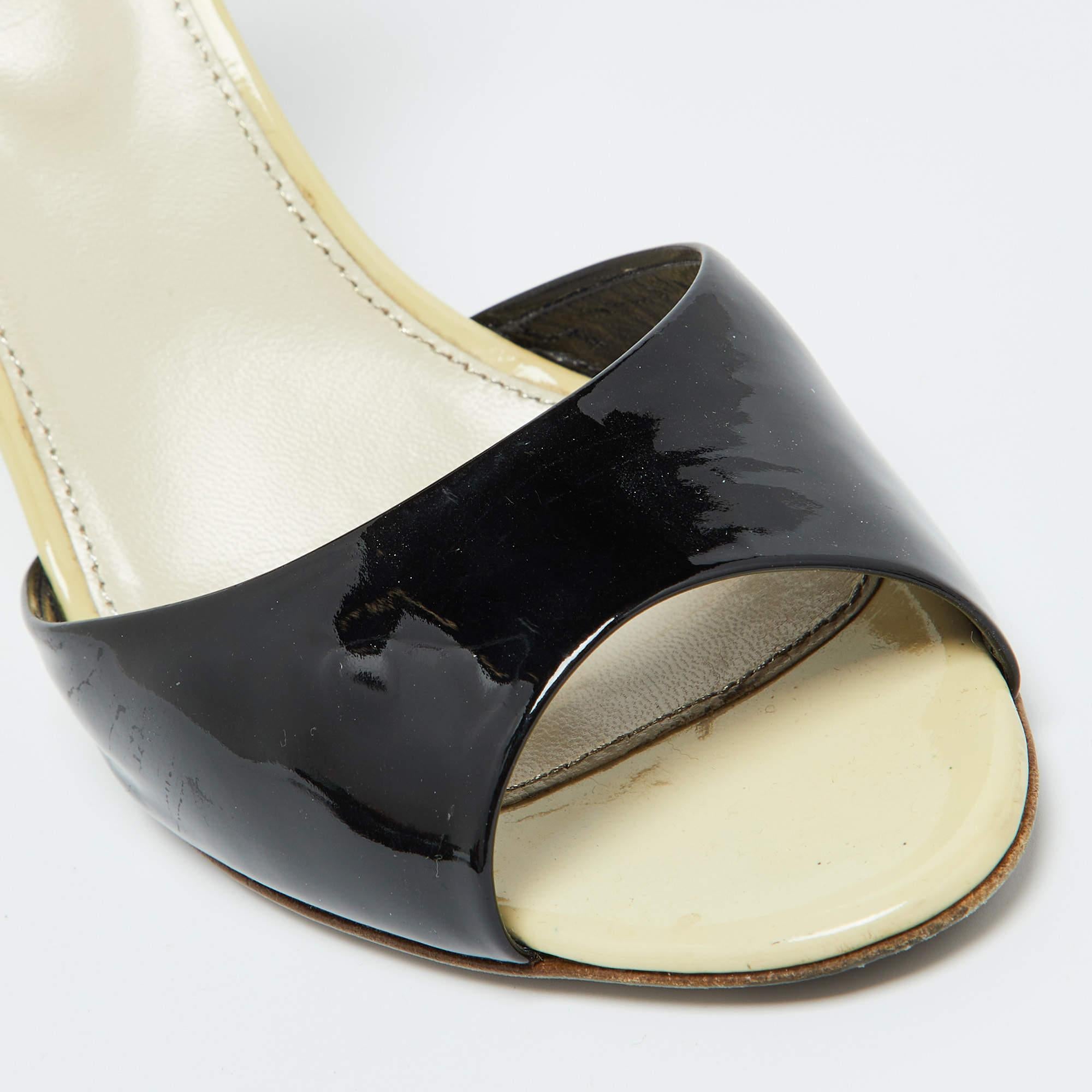 Sergio Rossi Multicolor Patent Leather Ankle Strap Sandals Size 38.5 For Sale 2