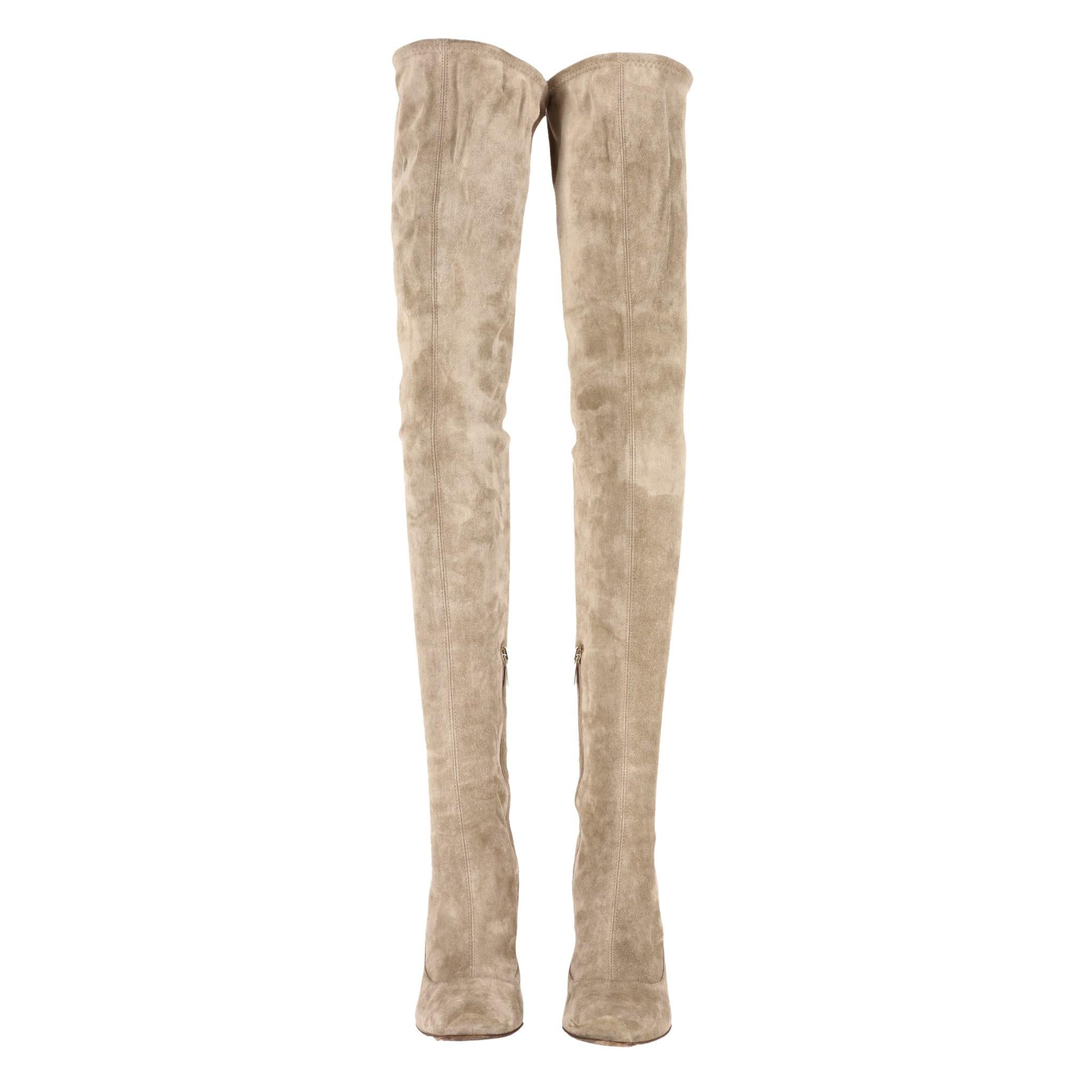 Sergio Rossi Over-The-Knee Suede Boots

Beige over-the-knee boots crafted from stretchy suede.

Featuring a pointed toe, stacked block heel and partial side zipper.

Rrp Approx. £600

Size – 37.5

Condition – Good/Very Good (Light signs of use, tiny