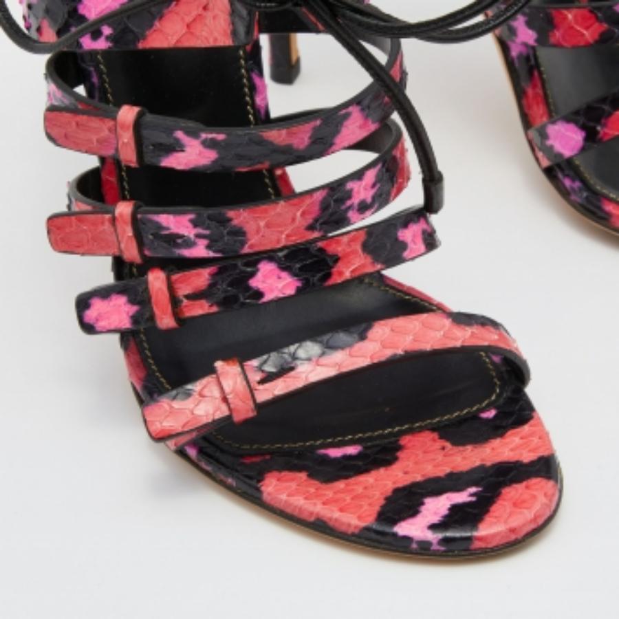 Noir Sergio Rossi - Sandales à lanières en cuir python rose/noir à nouer à la cheville - Taille 36 en vente