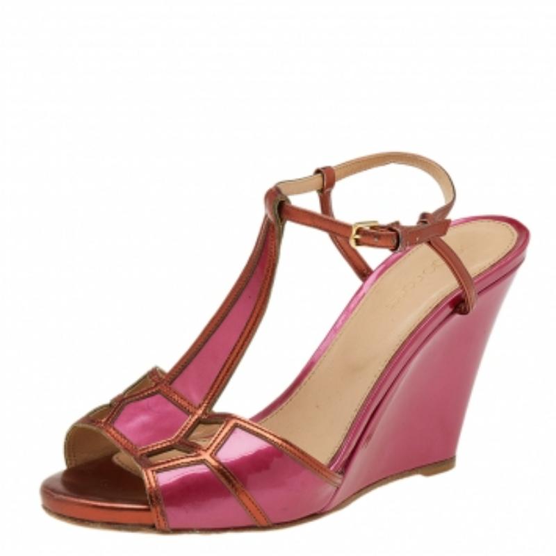 Sergio Rossi Sandali con zeppa in pelle e vernice rosa/bronzo taglia 38 in vendita 1
