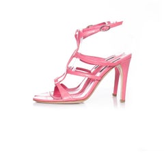 Sergio Rossi, sandalias recortadas de piel rosa.