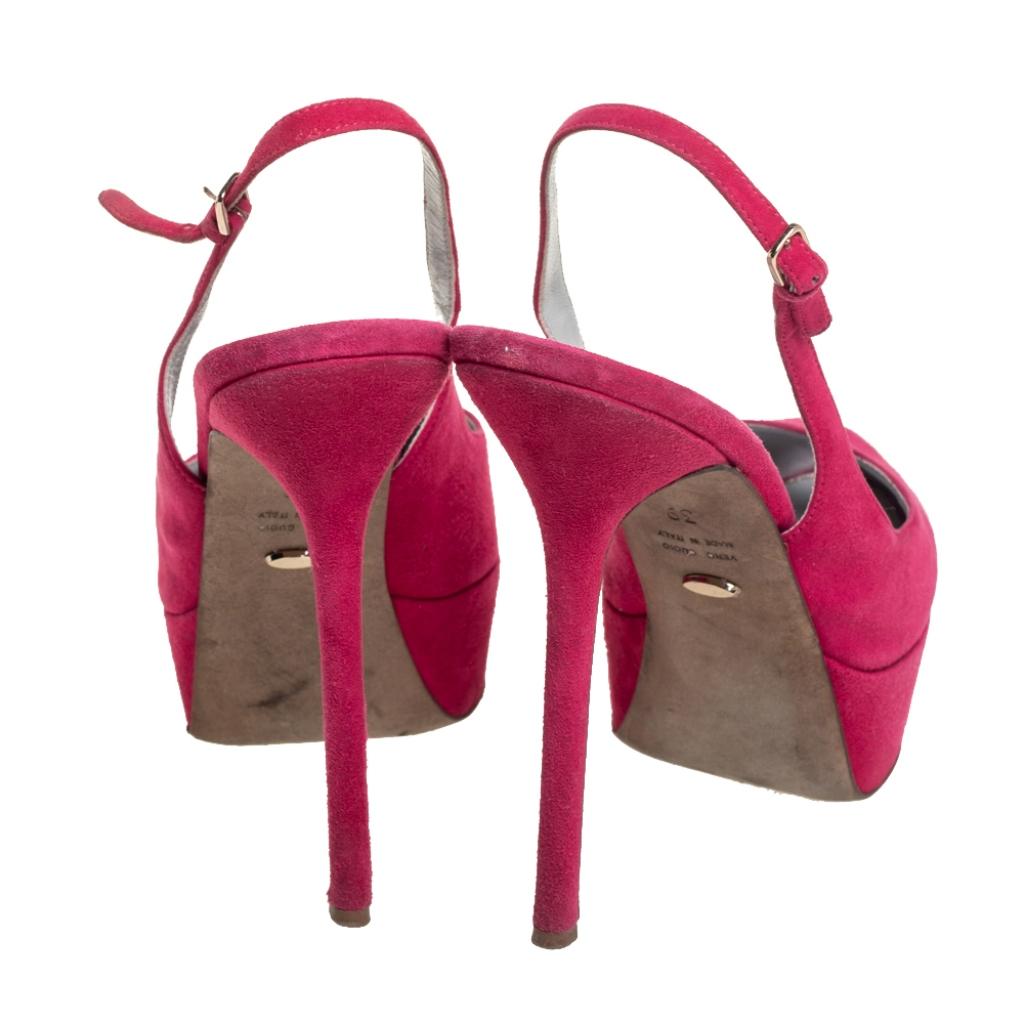 Sergio Rossi Pink Suede Cachet Peep Toe Platform Slingback Sandals Size 39 In Good Condition For Sale In Dubai, Al Qouz 2
