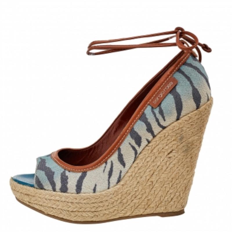 Sergio Rossi - Tela stampata e pelle - Piattaforma espadrillas con zeppa, misura 37,5 in vendita 2
