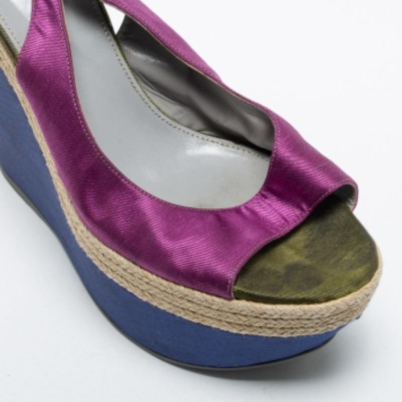 Sergio Rossi Lila Stoff Open Toe Keil Plateau Slingback Sandalen Größe 41 Damen im Angebot