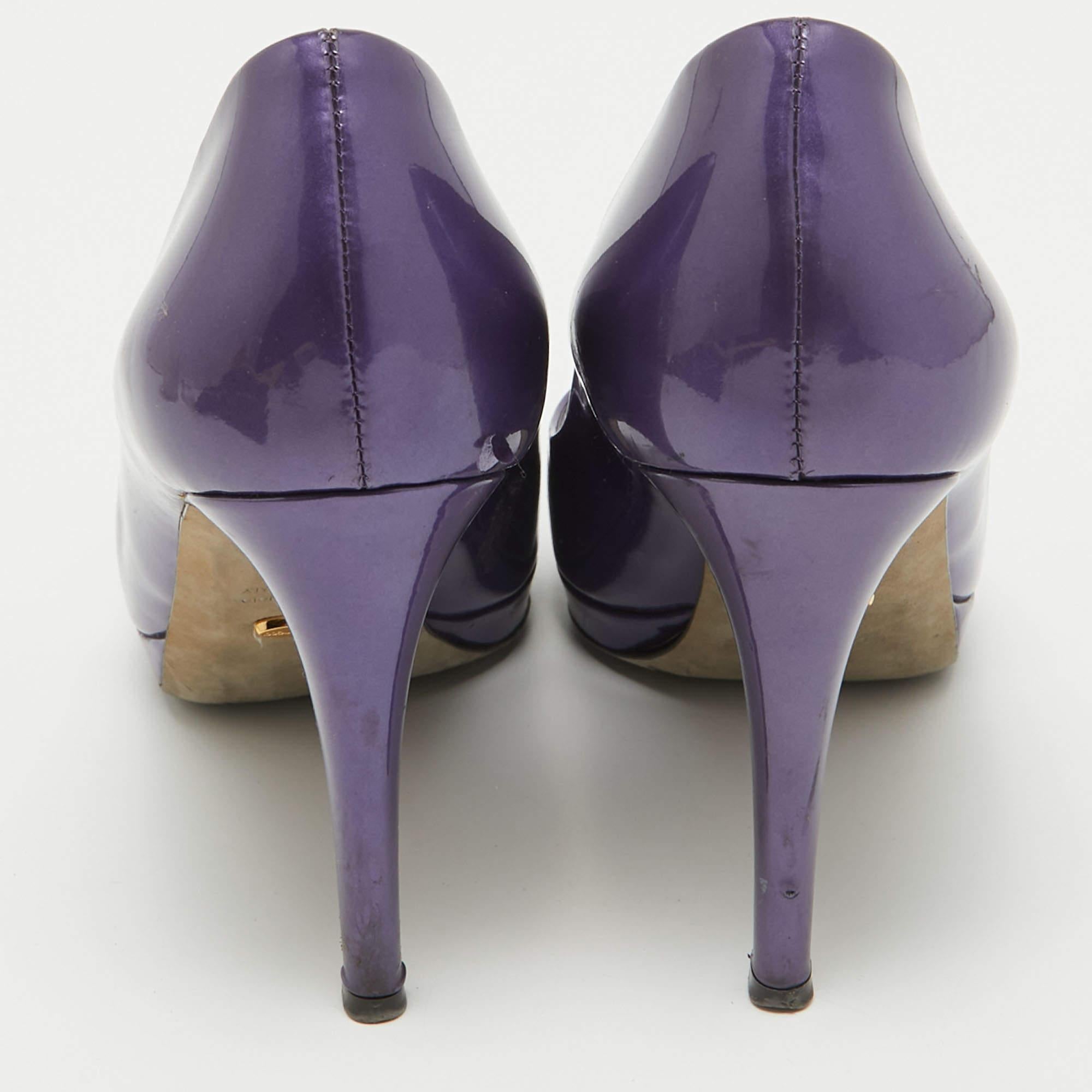 Women's Sergio Rossi Purple Patent Leather Peep Toe Platform Pumps Size 38.5 For Sale