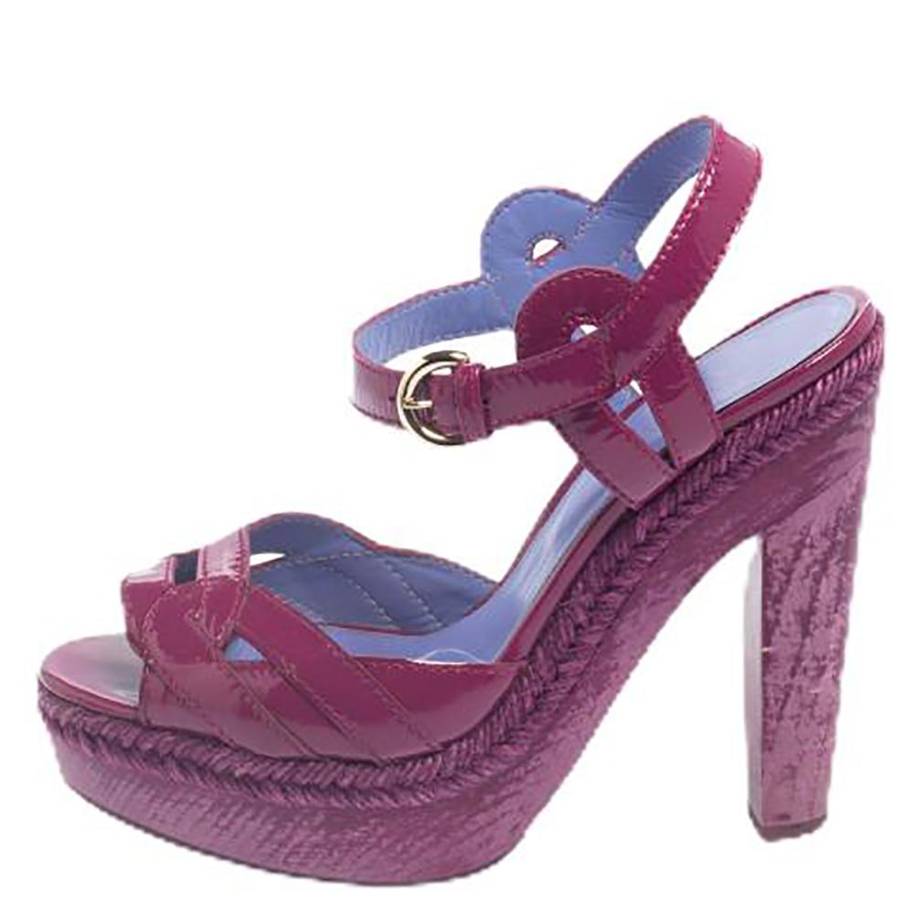 Gray Sergio Rossi Purple Patent Leather Wooden Platform Ankle Strap Sandals Size 36 For Sale