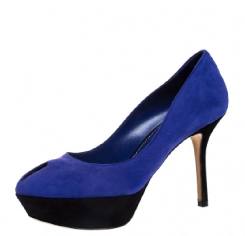 Sergio Rossi Lila Wildleder Cachet Plateau Pumps Größe 36 im Angebot 3