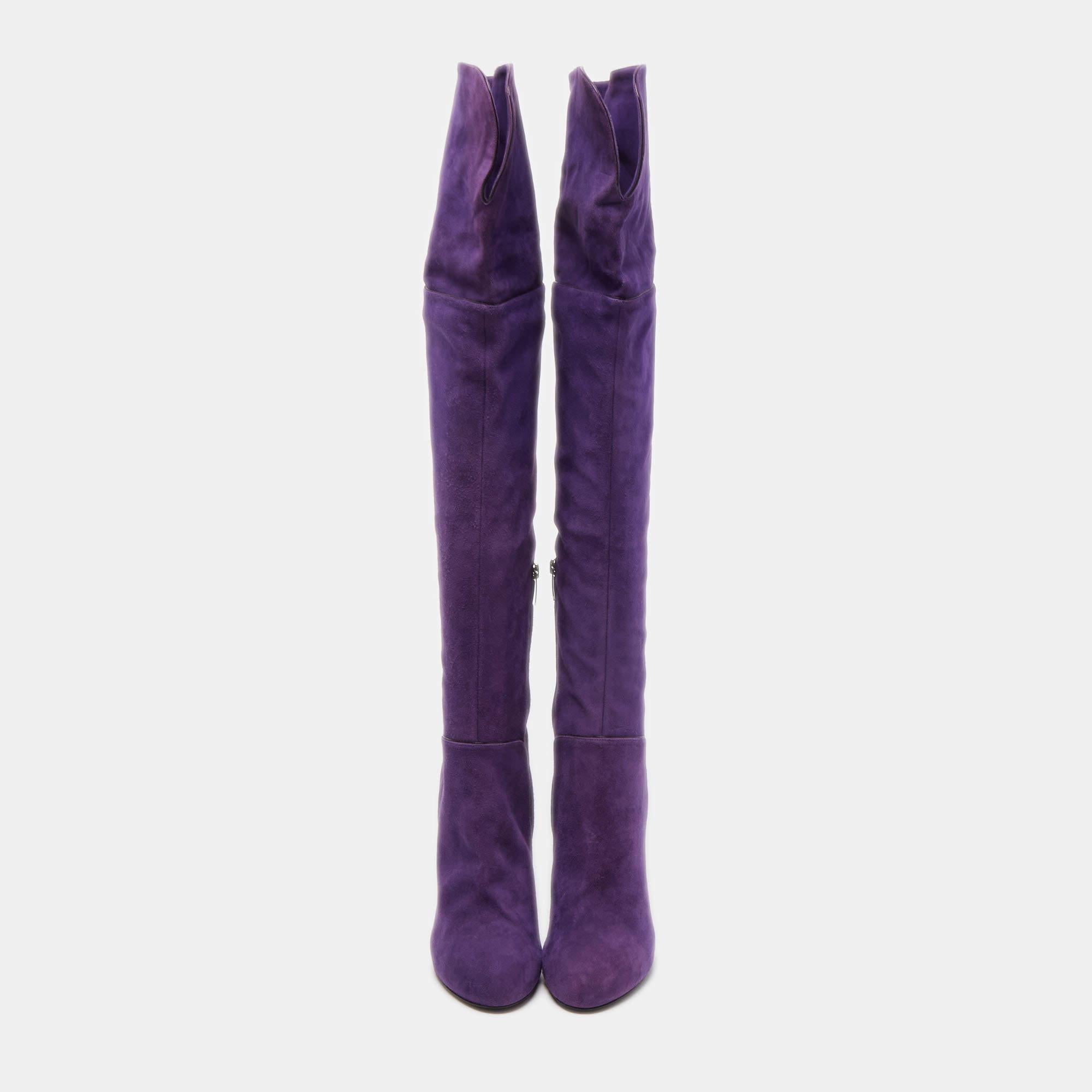 Sergio Rossi Purple Suede Zip Detail Knee Length Boots Size 40.5 In Good Condition For Sale In Dubai, Al Qouz 2