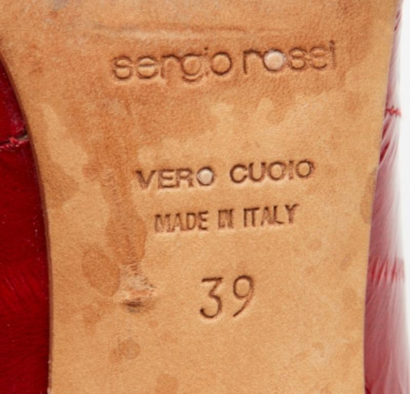 Sergio Rossi Rotes Aalleder Pumps mit rundem Zehenbereich Größe 39 (Braun) im Angebot