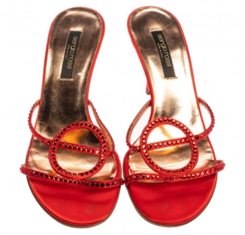 Sergio Rossi Red Satin Crystal Embellished Slip On Sandals Size 37.5 For Sale 3
