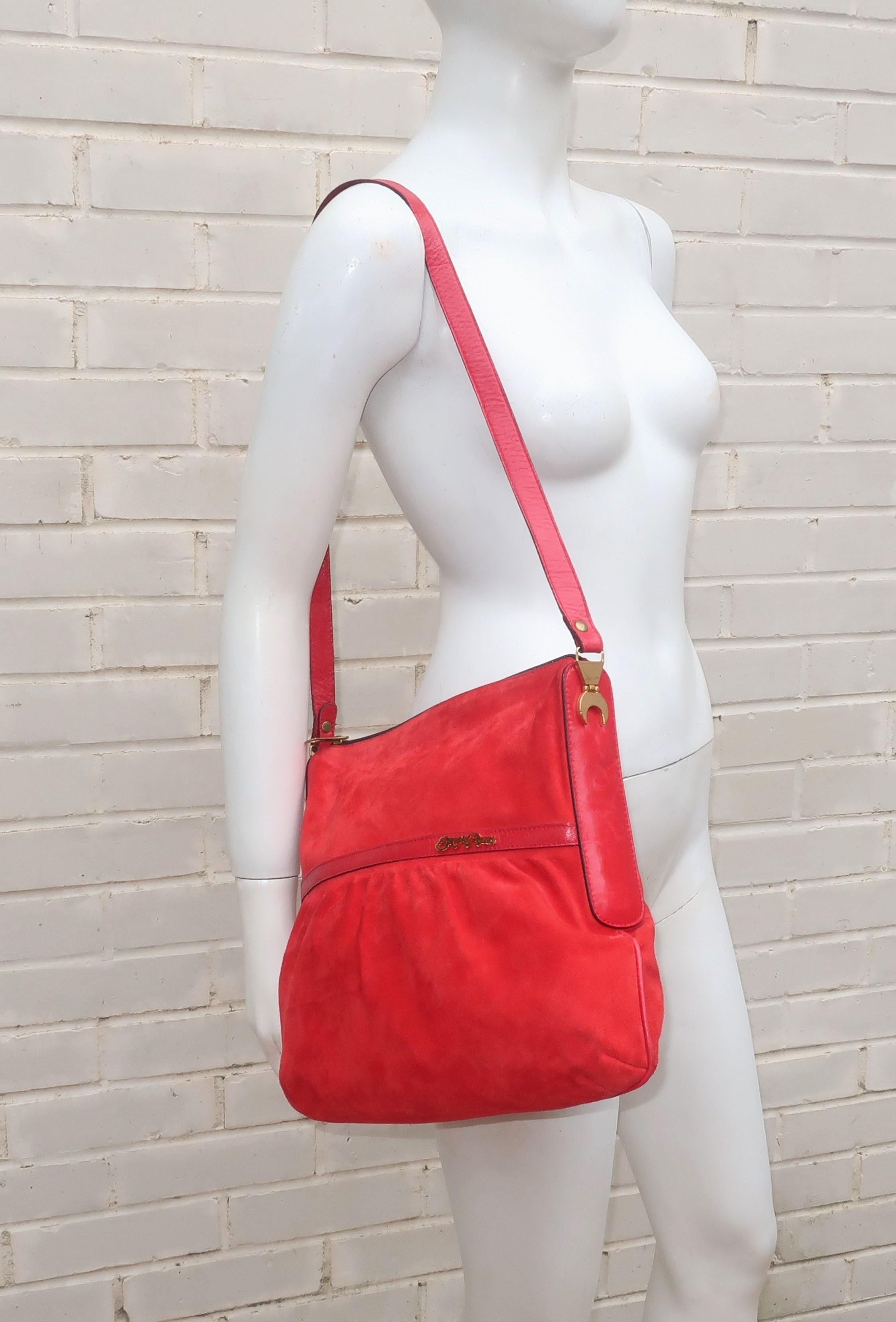 Sergio Rossi Red Suede Leather Handbag, 1970's For Sale 10