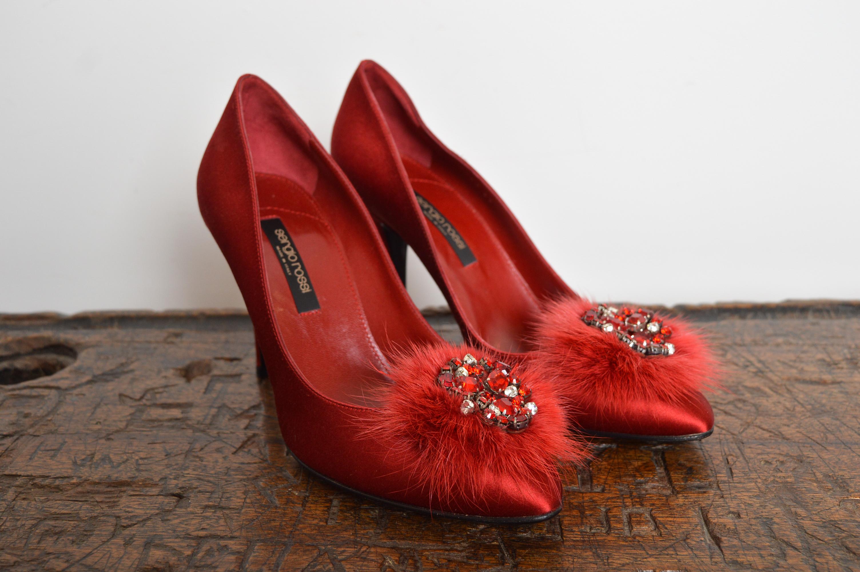 Sergio Rossi Ruby red Jewel tone Satin Mink Swarovski Hollywood Glam Court Heels For Sale 8