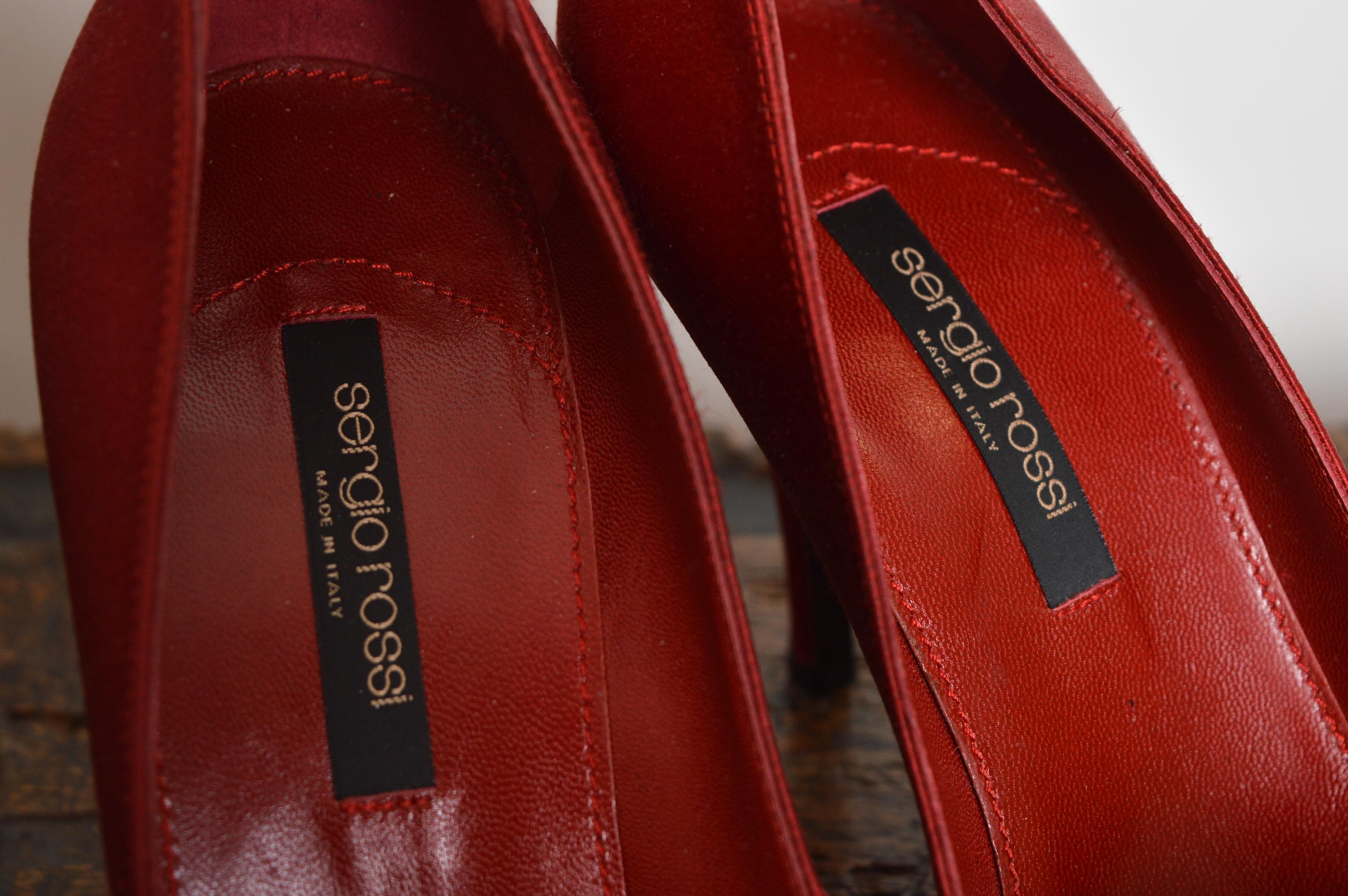 Sergio Rossi Ruby red Jewel tone Satin Mink Swarovski Hollywood Glam Court Heels For Sale 1