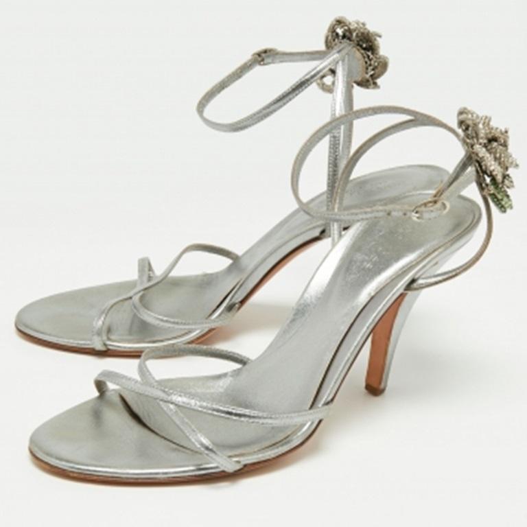 Sergio Rossi Silver Leather Crystal Embellished Ankle Strap Sandals Size 38.5 For Sale 4