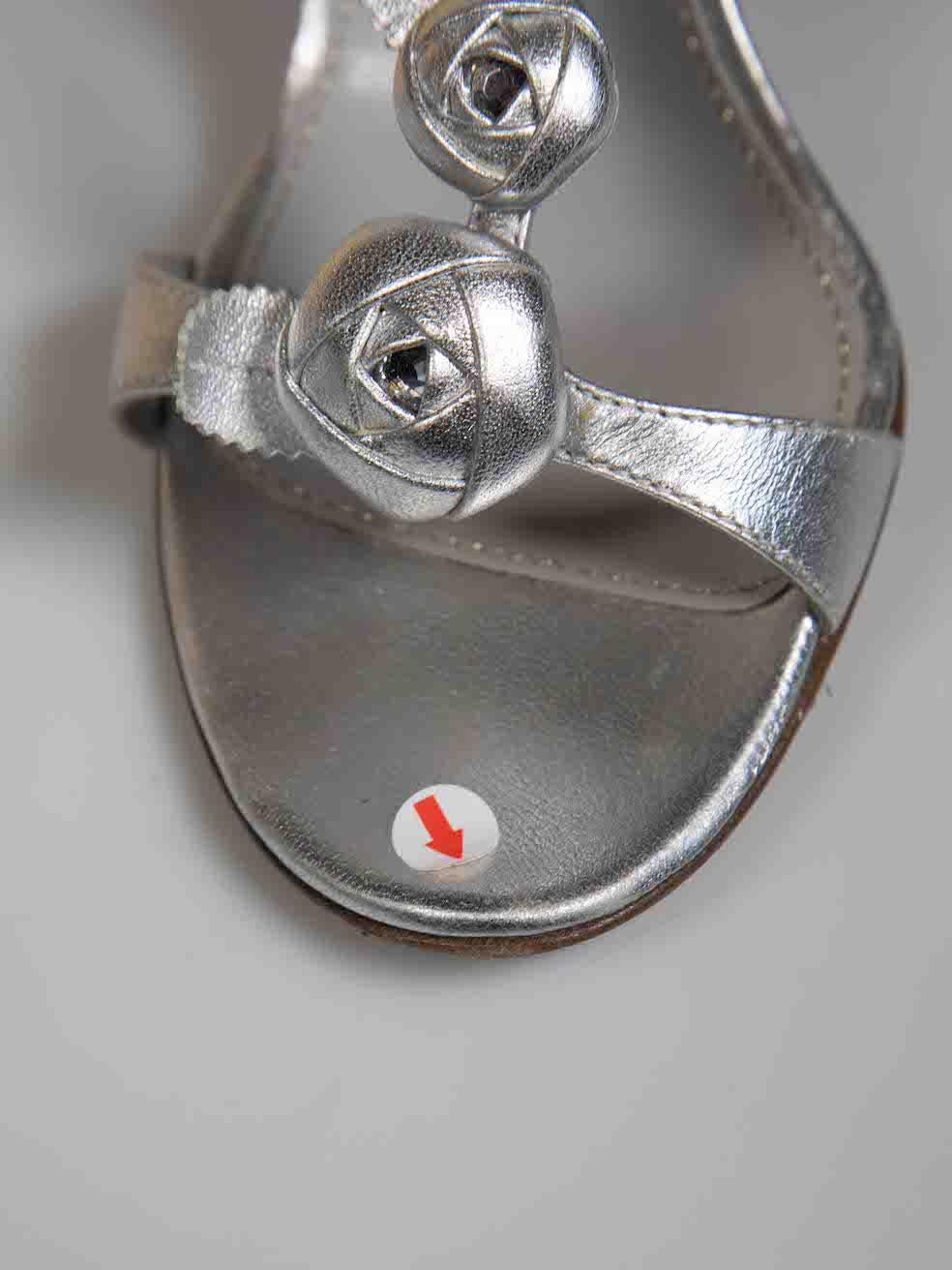 Sergio Rossi Silver Leather Rose Detail Sandals Size IT 36 For Sale 1