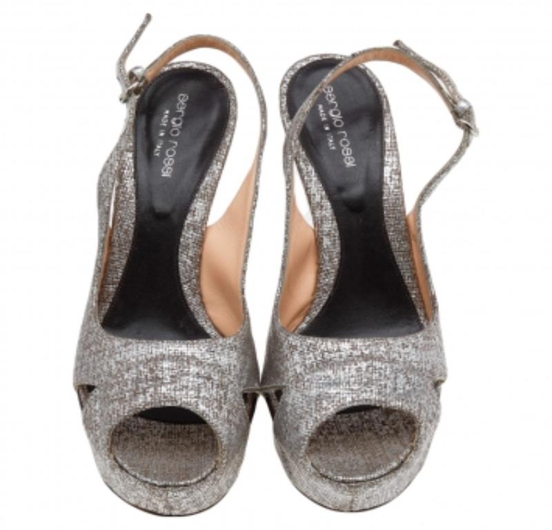 Sergio Rossi Silver Textured Leather Platform Slingback Sandals Size 40 For Sale 1