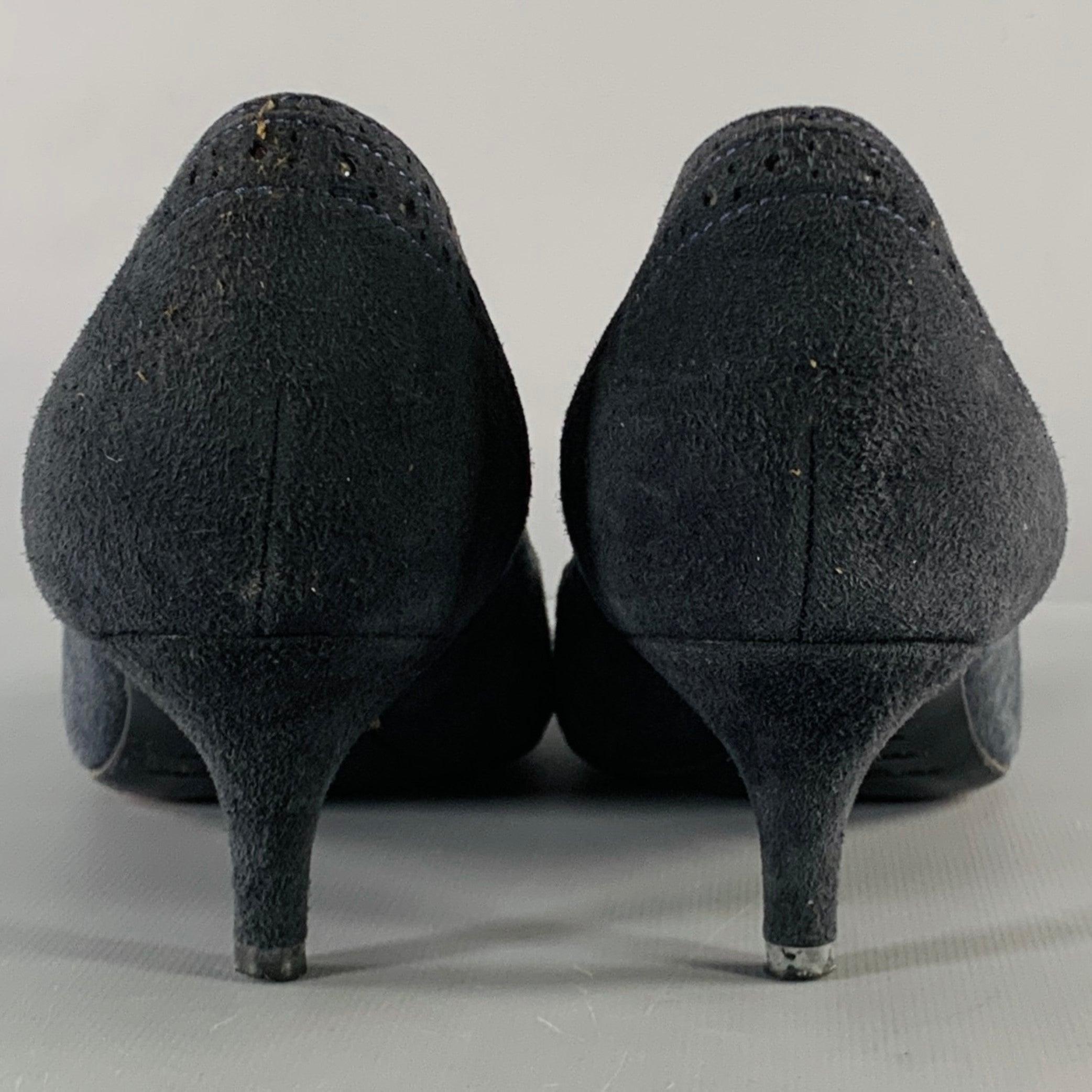 Black SERGIO ROSSI Size 6.5 Navy Suede Perforated Kitten Heel Pumps For Sale