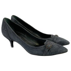 SERGIO ROSSI Taille 6.5 Navy Suede Perforated Kitten Heel Pumps