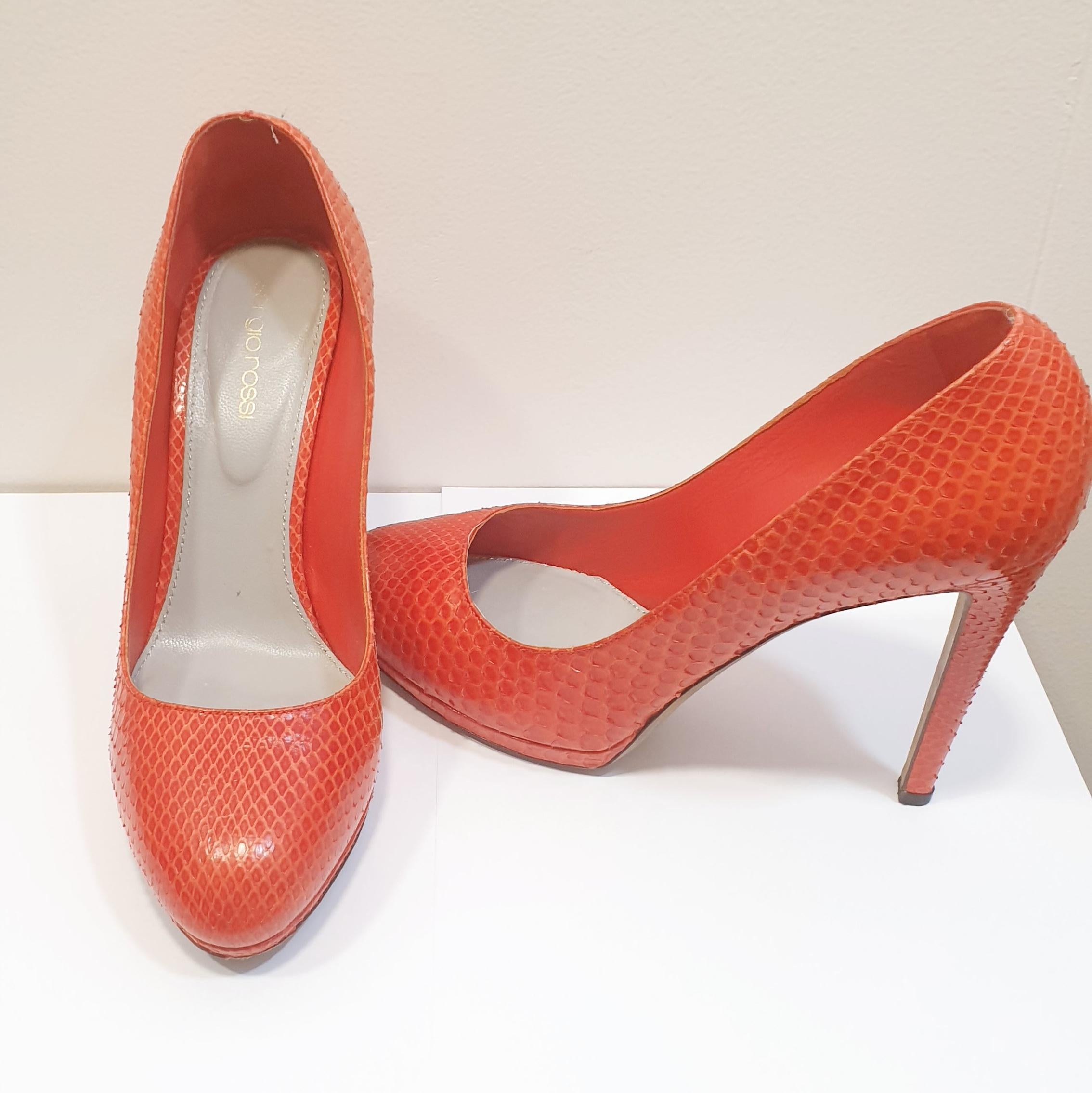 Schlangenhaut-Schuhe von Sergio Rossi im Zustand „Hervorragend“ im Angebot in  Bilbao, ES