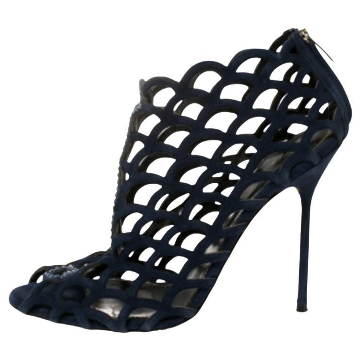 Sergio Rossi Suede Crystal Embellished Scalloped Peep Toe Caged Booties Size 39 For Sale