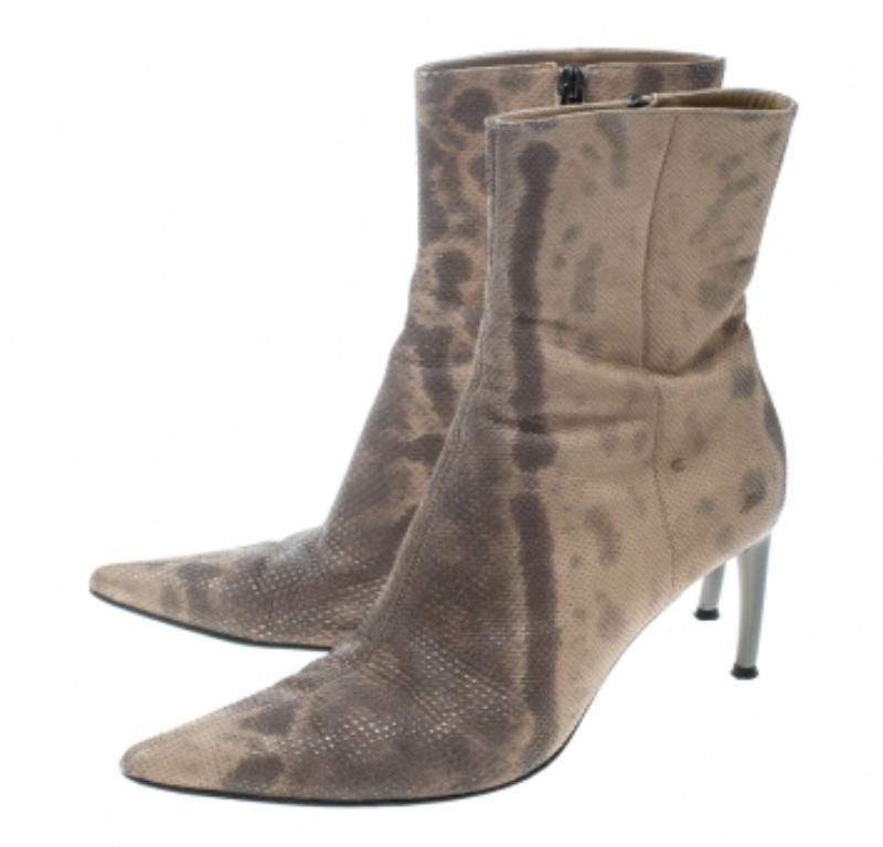 Sergio Rossi - Bottines à bout pointu Karung bicolores, taille 38 en vente 2