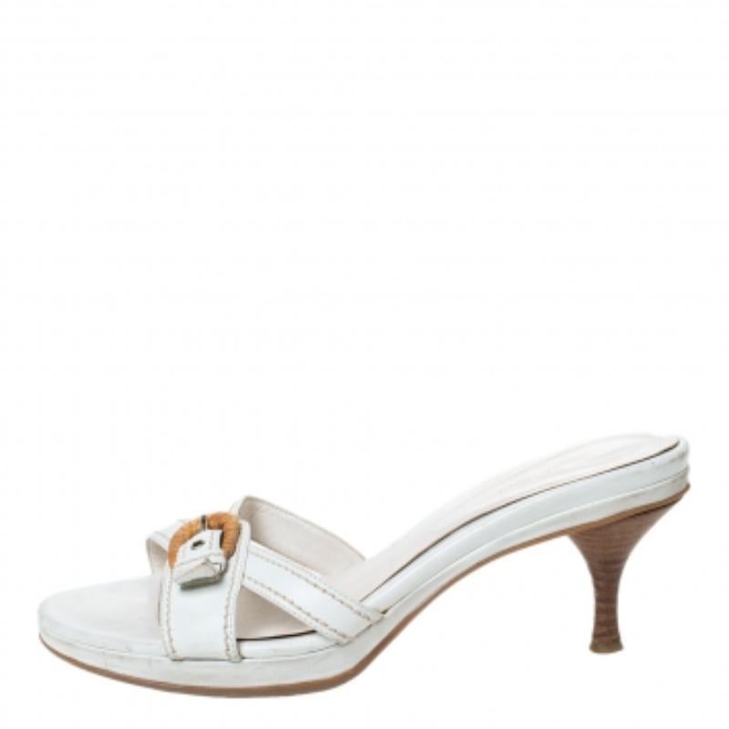 Sergio Rossi - Sandales à plateforme en cuir blanc avec boucle - Taille 39.5 en vente 1