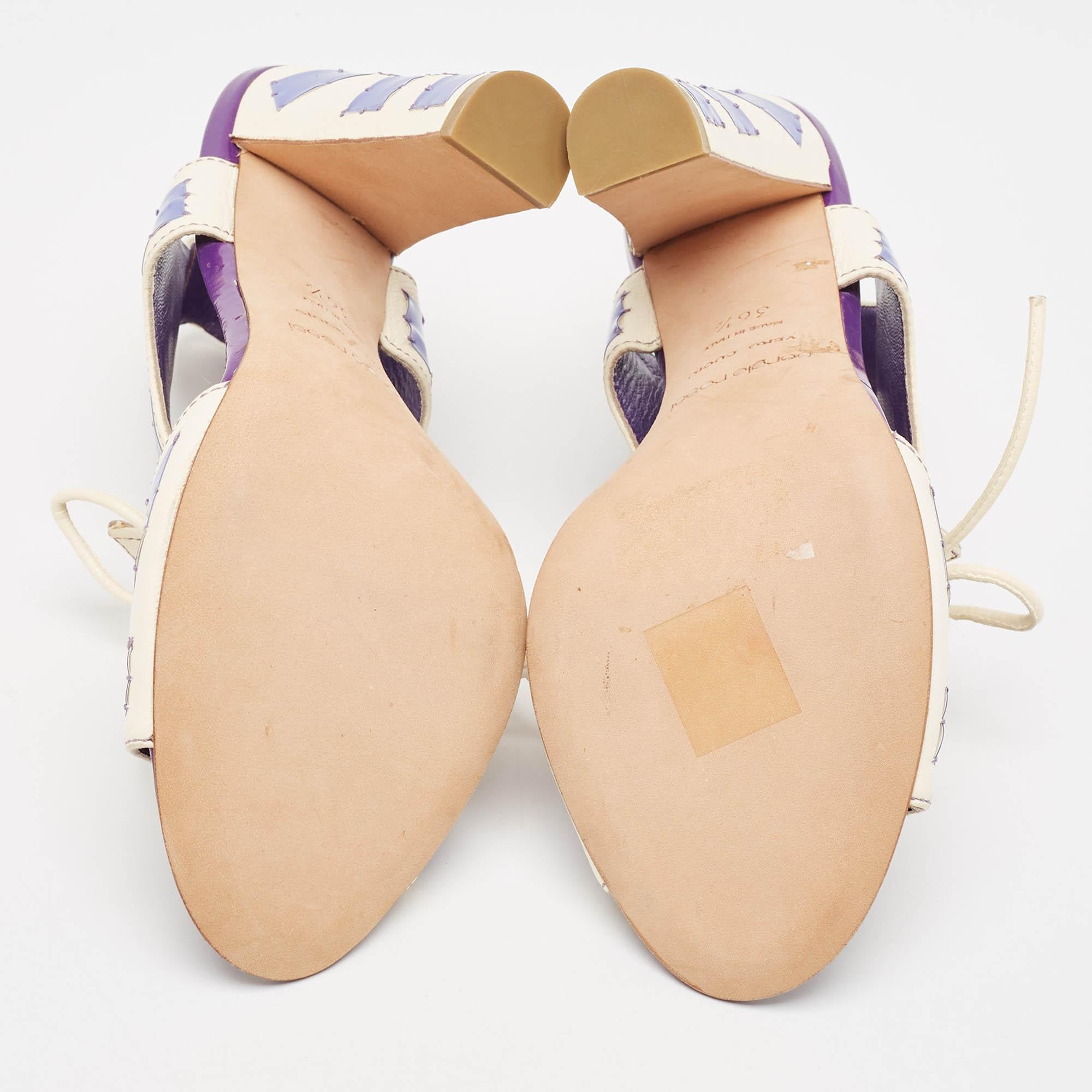Sergio Rossi White Leather With Purple Cut Out Detail Peep Toe Sandals Size 36.5 For Sale 1