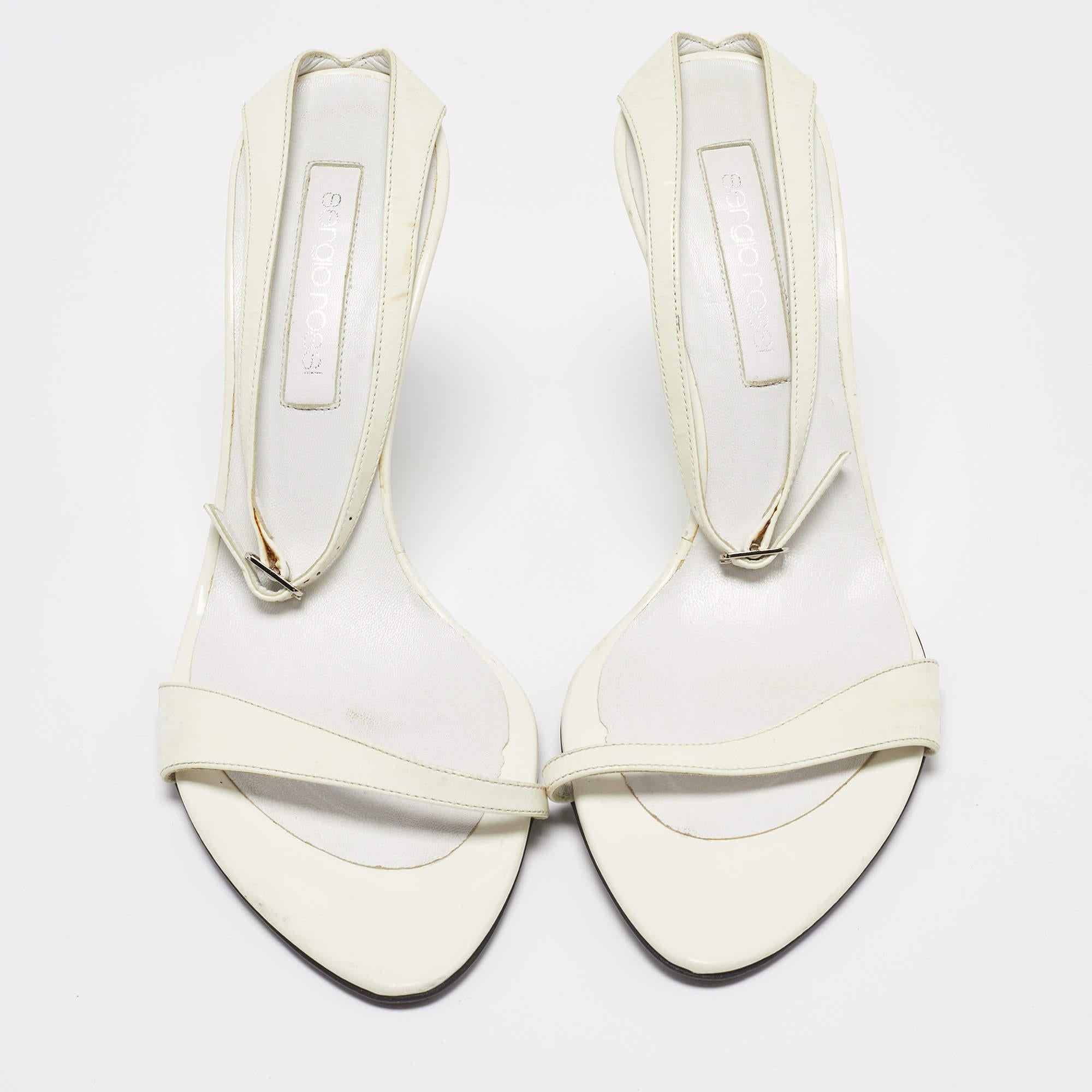 Women's Sergio Rossi White Patent Leather Wedge Sandals Size 39.5 For Sale