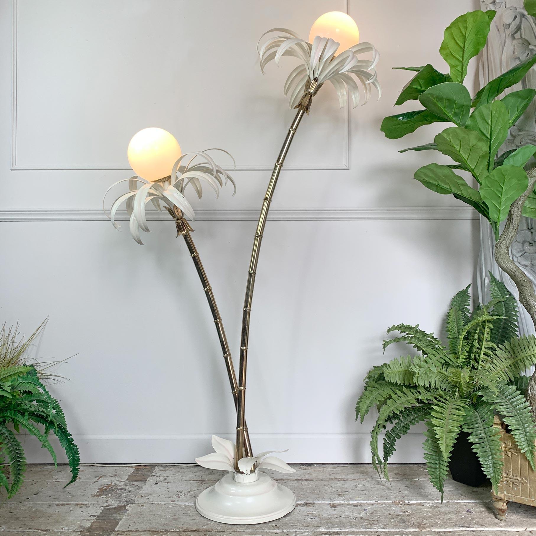 Sergio Terzani White and Gold Palm Tree Floor Lamp 1970's In Good Condition For Sale In Hastings, GB