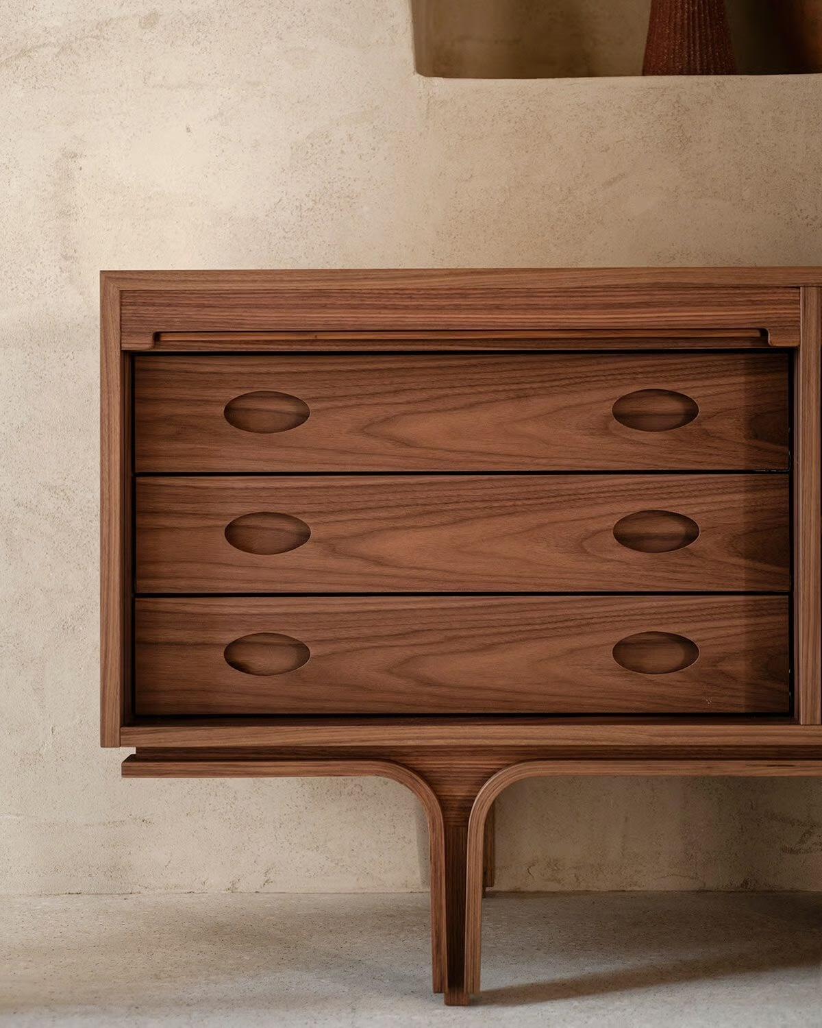 Series 500/3 Three-Element Sideboard by Gianfranco Frattini for Tacchini For Sale 4
